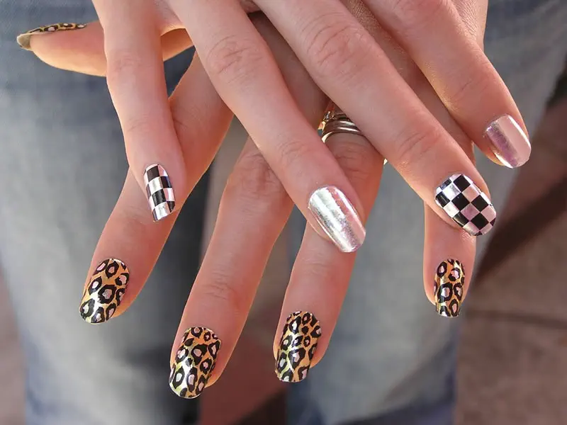 Nail Art & Design